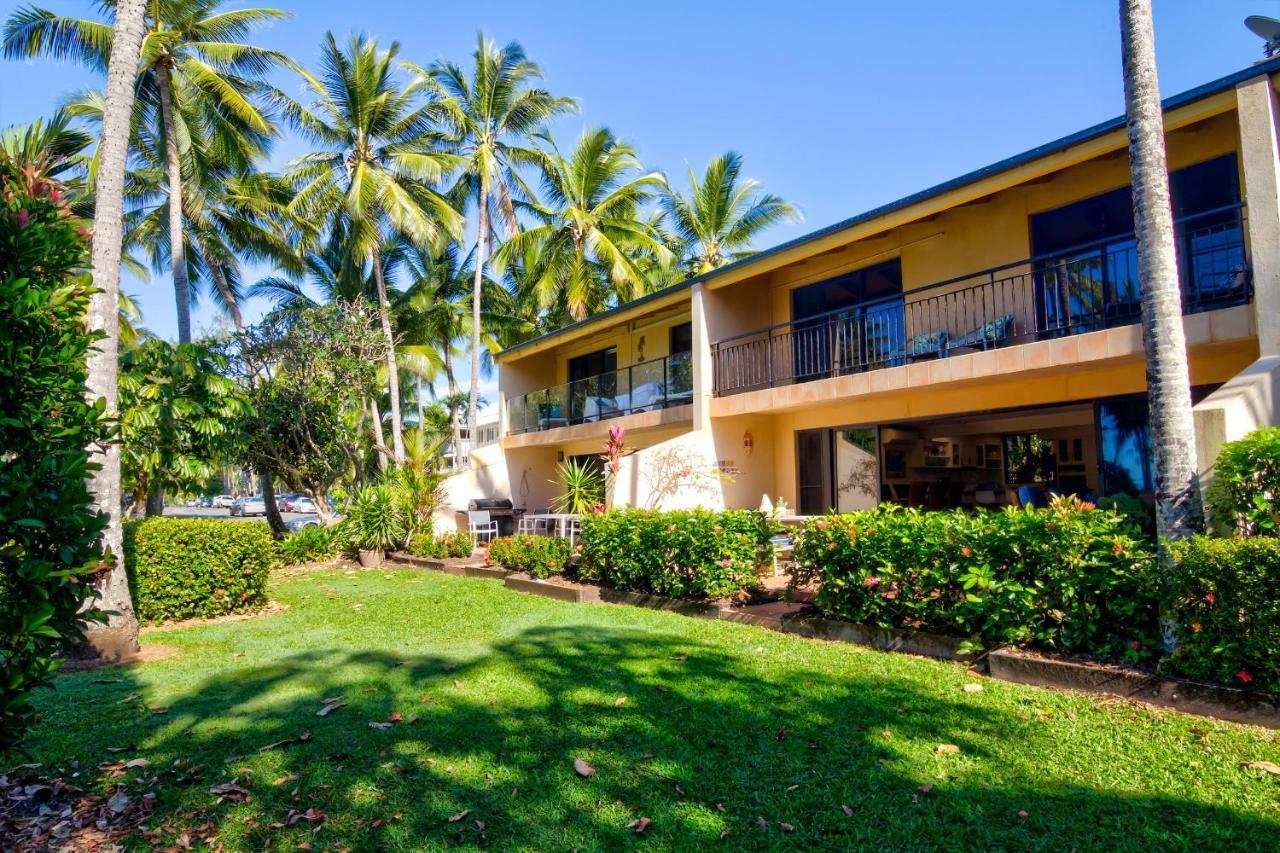 Number 2 On The Beach | Beautiful Beachfront Villa Port Douglas Exteriör bild