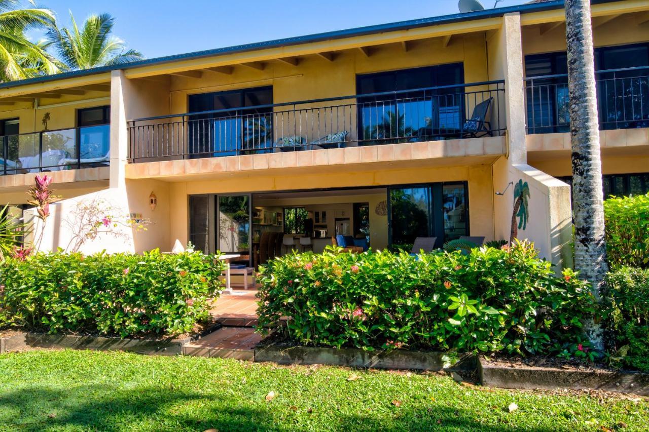 Number 2 On The Beach | Beautiful Beachfront Villa Port Douglas Exteriör bild